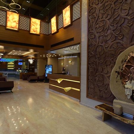 Hotel H - Sandhill Hotels Private Limited อานันด์ ภายนอก รูปภาพ